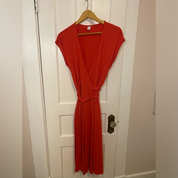 Coral Old Navy Wrap dress - Picture 2 of 3
